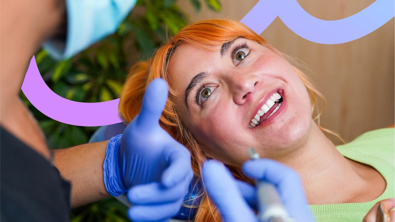 Patient smiling after a dental cleaning in Mexico City.