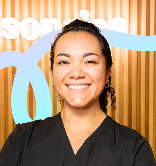 Portrait of Dra. Natalia Vazquez, general dentist at hisonrisa in Roma Sur, Mexico City.